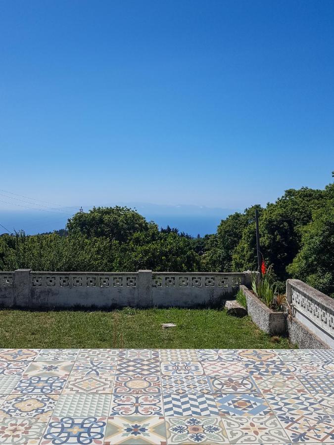 Maison Mialon: Country House Amidst Of Nature La Esperanza  エクステリア 写真